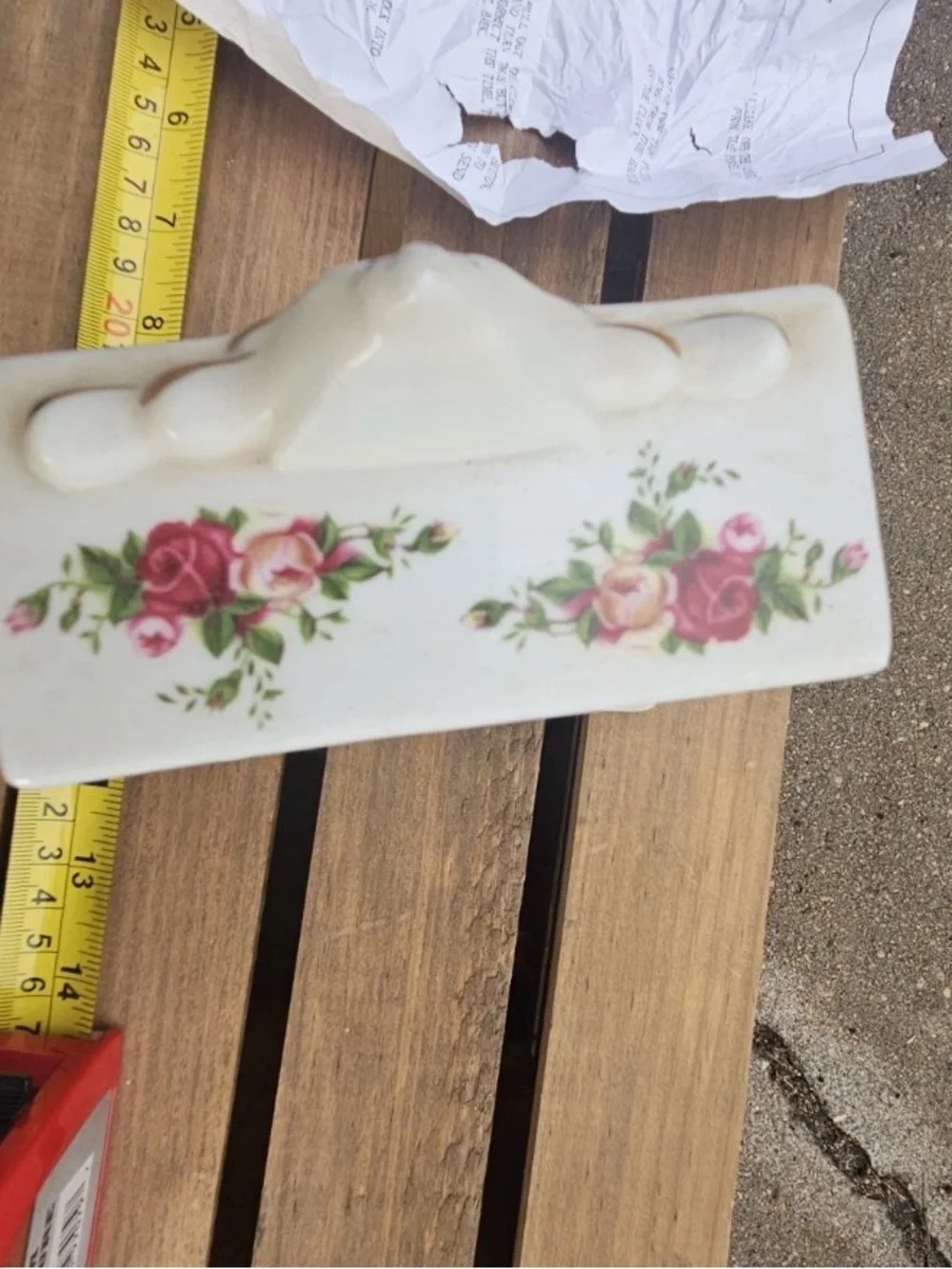 Vintage Porcelain Rose Mantel Clock | Gold Gilt | Quartz Shelf Clock